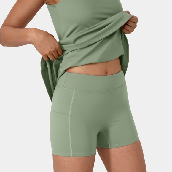 HALARA everyday cloudful double strap dress with shorts and removable padding - Picture 3 of 6